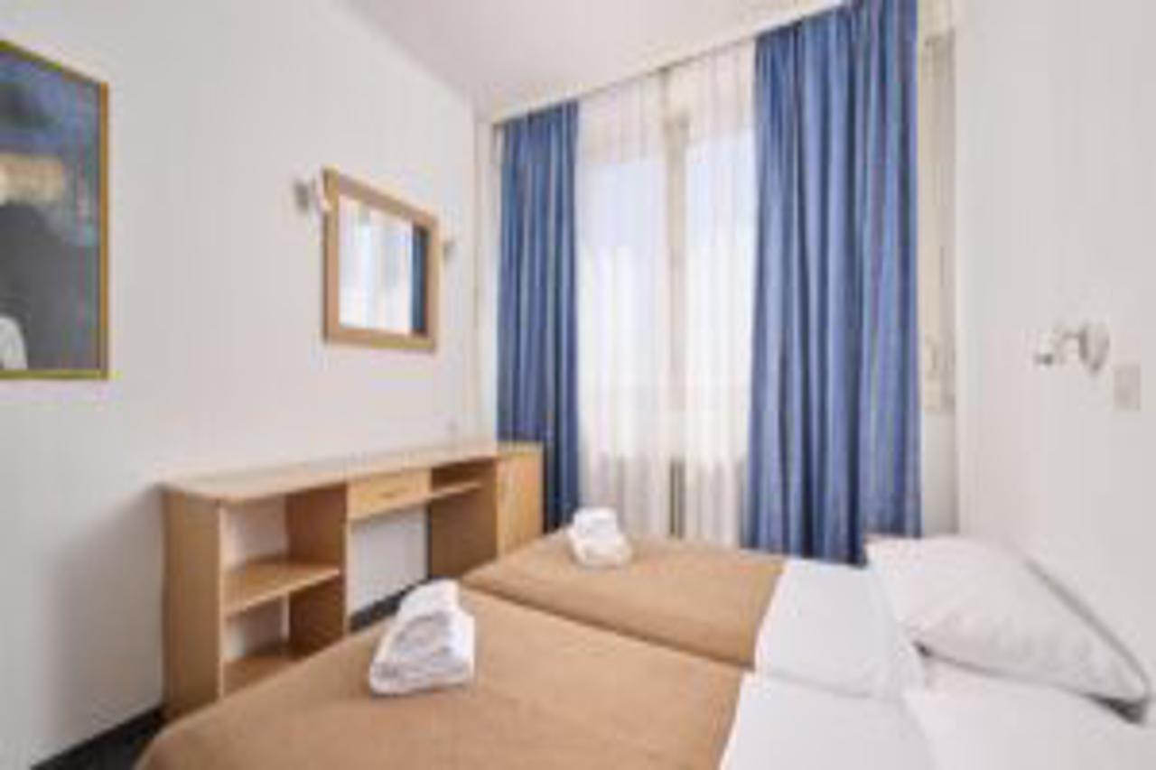Guest House Adriatic Umag Luaran gambar